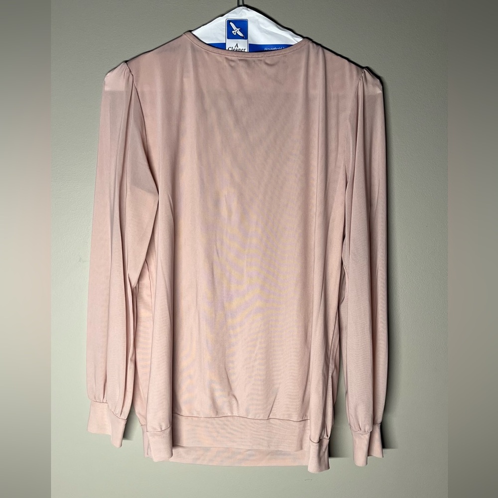 Chic Blush Blouse - Picture 3 of 3